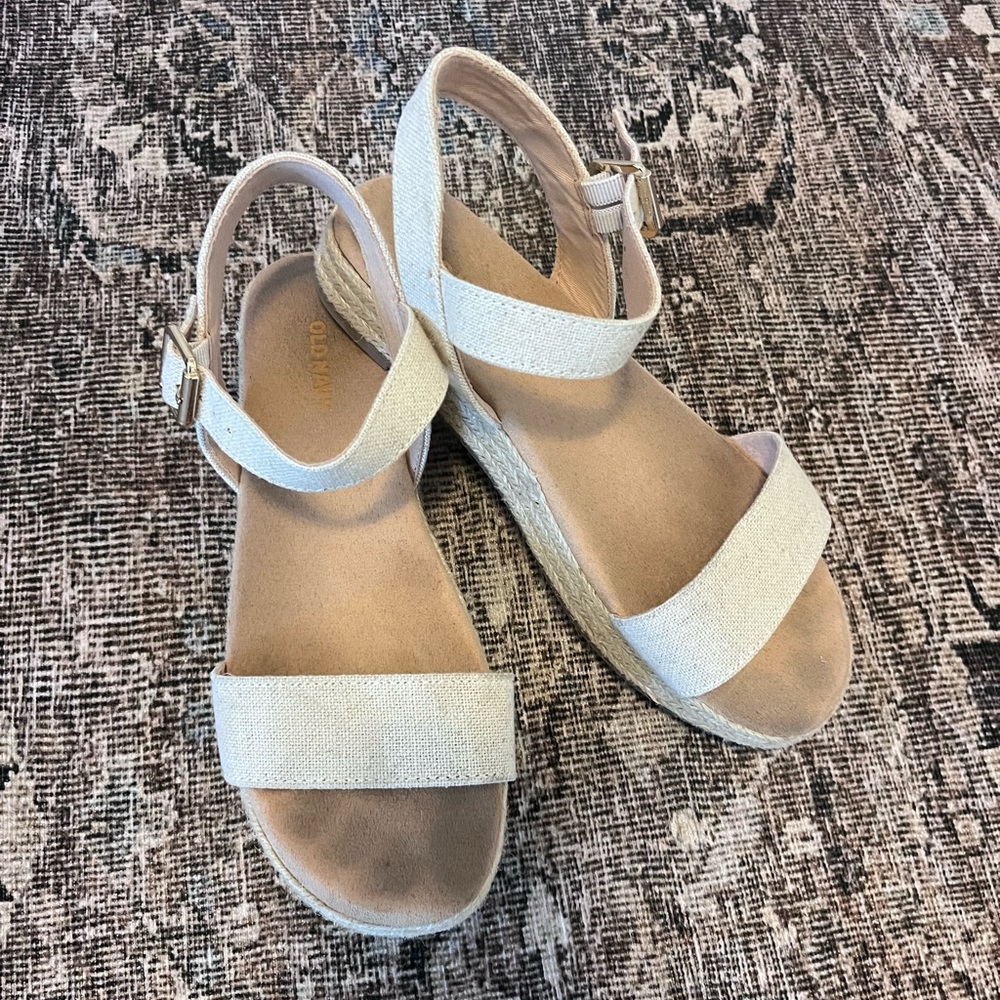 Old navy sandals